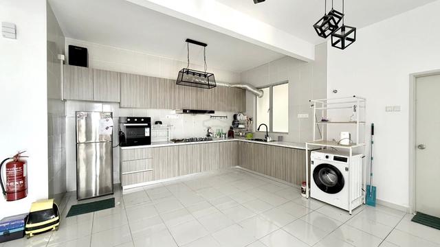 Residensi Adelia 1
