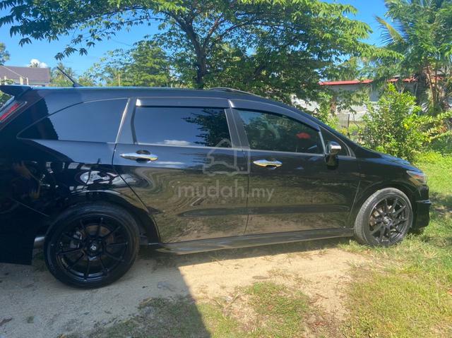 2010 Honda STREAM 1.8 I-VTEC RSZ FACELIFT (A) - 4