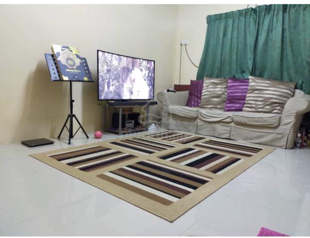 Sharing Middle Room 1