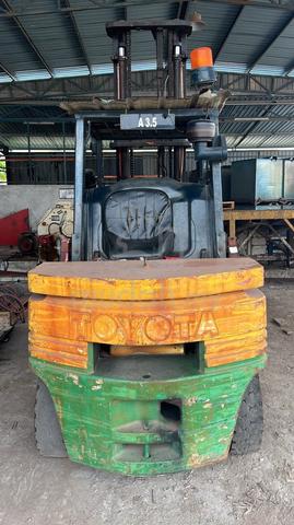 Carousel Image