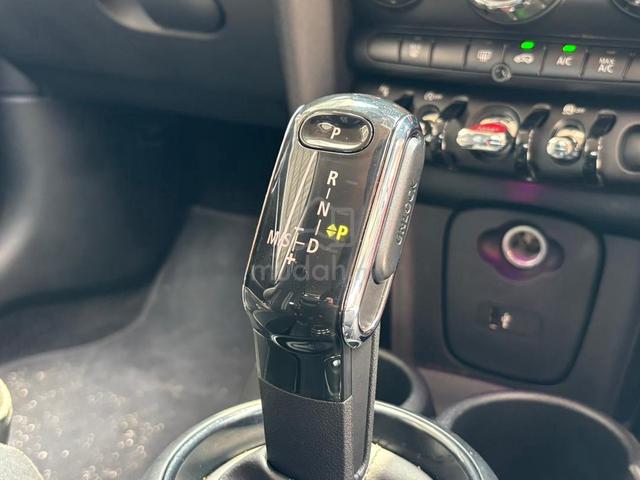 2018 Mini COOPER 2.0 S F55 LCI Facelift CBU Unit - 3