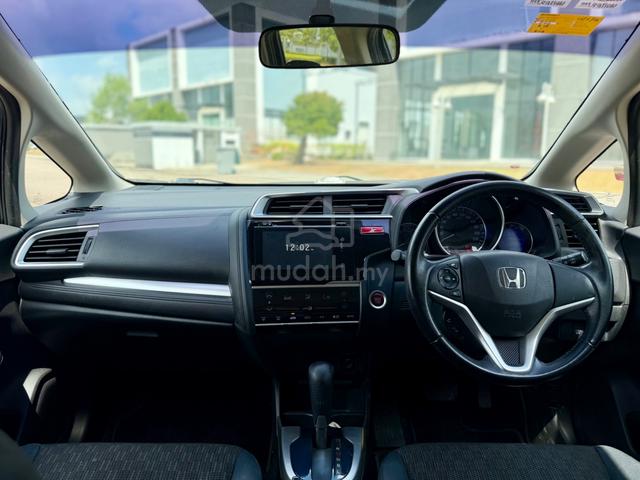 FULL LOAN 2014 Honda JAZZ 1.5 V (A) - 3
