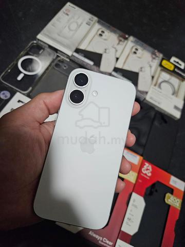 Iphone 16 256GB White - photo 2 of 4