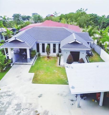 For Sale Banglo Teluk Sengat Kota Tinggi/End lot/Bumi & Non Bumi 1