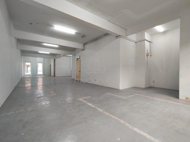 The Strand Kota Damansara 1st Floor office with lift Face Main Road 1