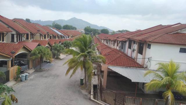 Rumah Terrese 2 Tingkat Kuantan 1