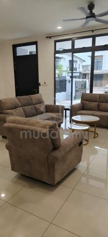 2 Storey Terrace/ Horizon Hill/ Near Eco Botanic/ Tuas Link/ DayOne 1