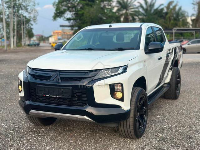 2022 Mitsubishi TRITON 2.4 PHANTOM PLUS EDITION - 2