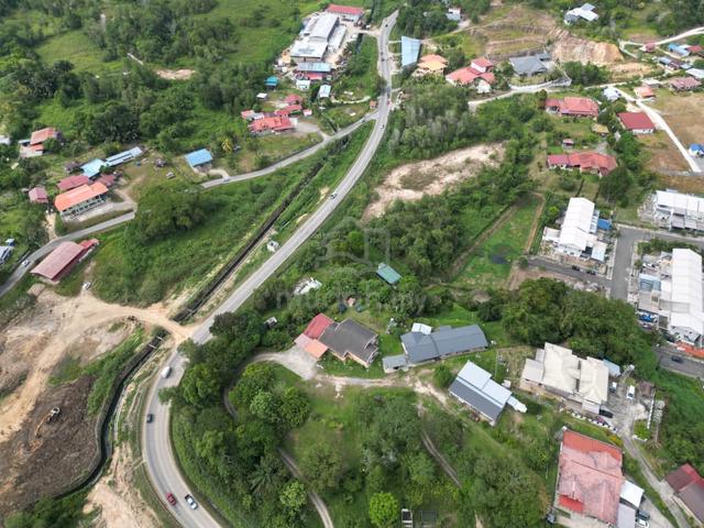 Prime Roadside Residential CL Land For Sales 1