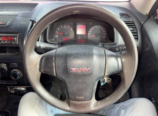 2015 Isuzu D-MAX 2.5 4X4 TFS86JSR-RAPH (M) - 5