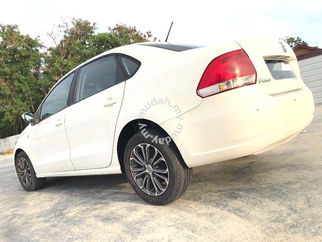 Volkswagen POLO SEDAN 1.6(A)NEW FACELIFT/FULL SPEC - 4