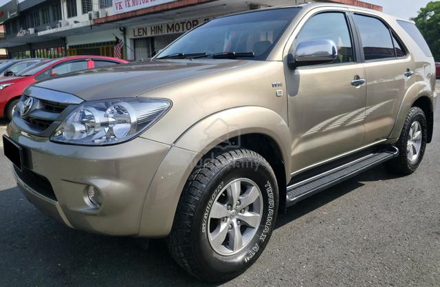 2008 Toyota FORTUNER 2.7 V PETROL 4WD (AT) (SUV)💛 - 1