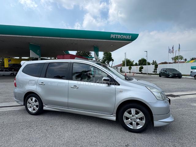 2010 Nissan GRAND LIVINA 1.8 IMPUL (A)Boleh Loan - 3