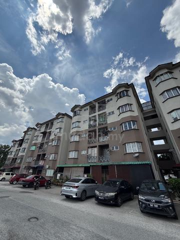 Apartment Nilai Perdana 1