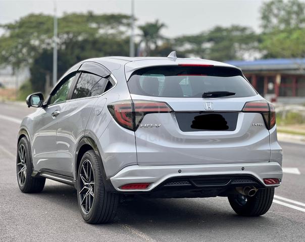 2017 Honda HR-V 1.8 V (A) Tip Top Condition - 3