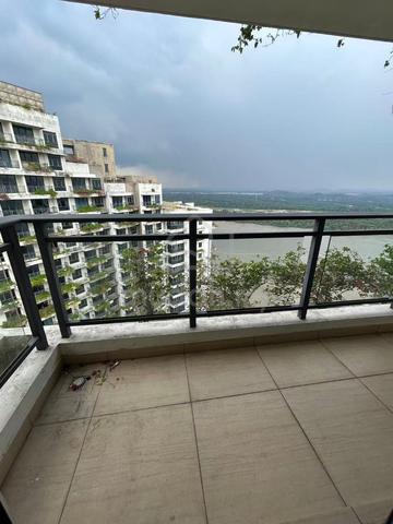 Starview Bay @ Forest City 1