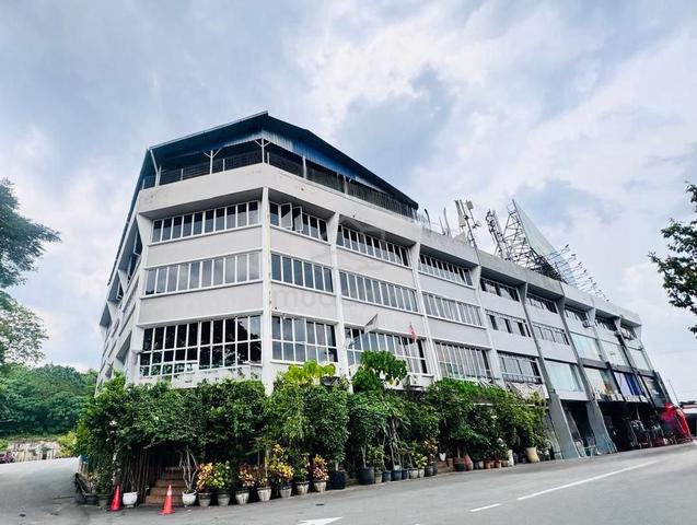 CORNER FREEHOLD 4 Storey 2 Adjoining Commercial Building Shah Alam 1