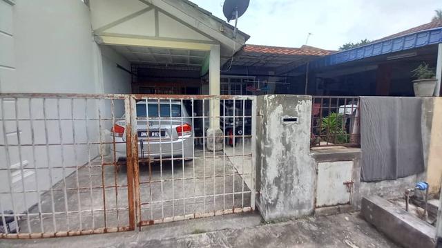 Freehold Single Terrace Taman Sri Bayu, Bagan Lalang, Sepang KLIA 1