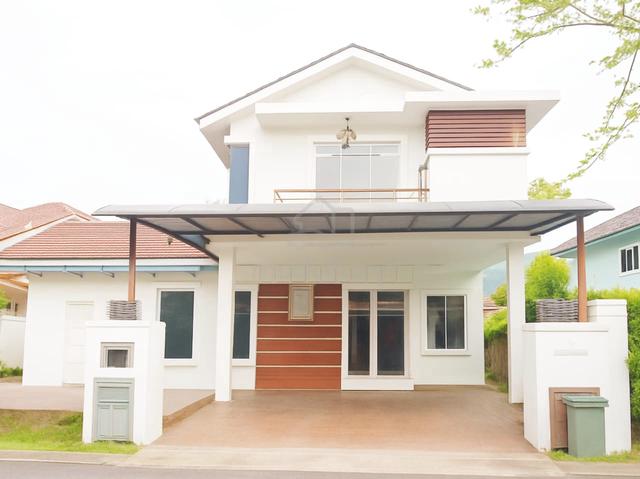 [Reno & Furnished] 2 Stry Bungalow Taman Bandar Senawang 1