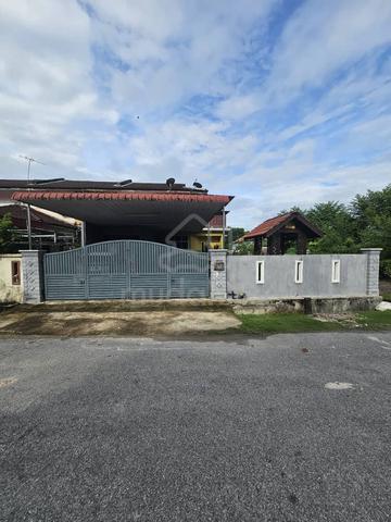 Teres Corner Lot Taman Damai Padang Serai 1