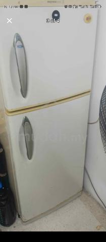 refrigerator  - photo 4 of 4