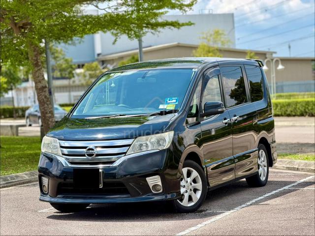 FULOAN2013 Nissan SERENA 2.0 S-HYBRID HIGHWAY STAR - 3