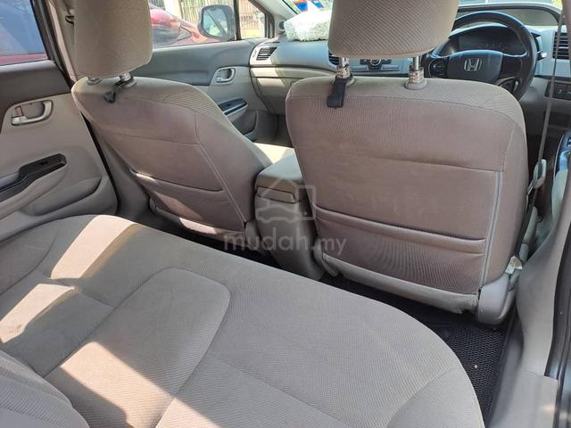 2013 Honda CIVIC 1.8 S (A) - 3