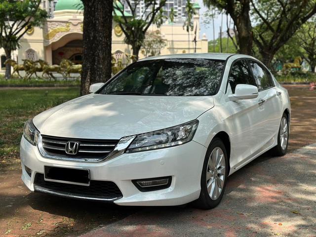 2015 Honda ACCORD 2.0 VTi-L (OFFER PRICE ,WARANTY) - 3