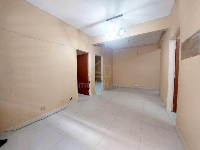 Seri Perindu Apartment 1