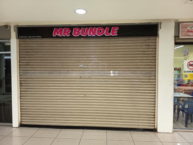 One Place Mall l Putatan l 520 Sq Ft 1
