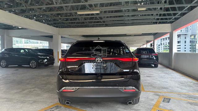 $126K Black Interior 2021 Toyota HARRIER 2.0 G (A) - 4