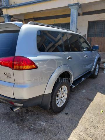 2012 Mitsubishi PAJERO 2.5 SPORT VGT (A) - 5