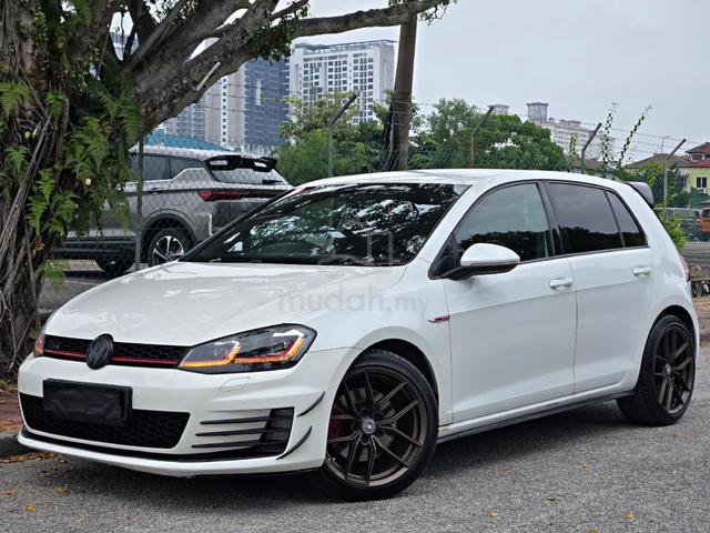 2013 Volkswagen GOLF 2.0 GTI MK7 DSG AKRAPOVIC - 1