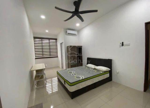 Room for rent ( Female only ) - last 2 units 1