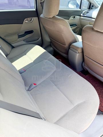 2015 Honda CIVIC 1.8 S FACELIFT (A) - 5