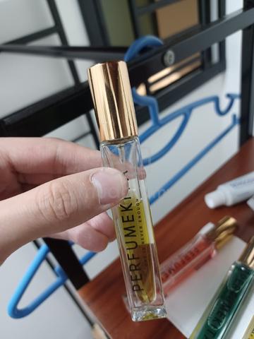 Fragrances  - photo 6 of 6