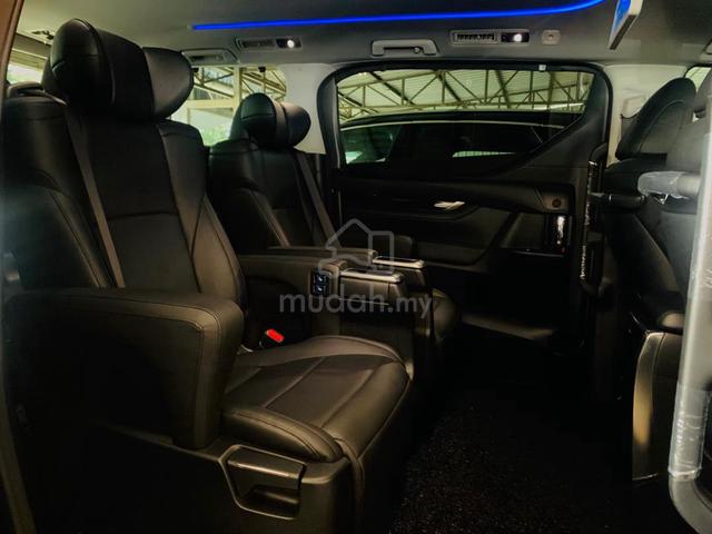 TOYOTA ALPHARD 3.5 NEW FACELIFt 2022 - 4