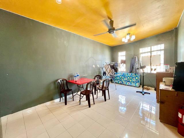 Seri Ixora Apartment 1