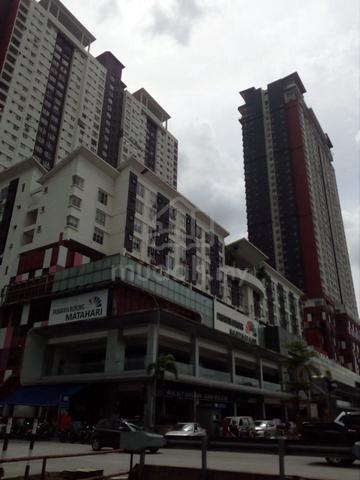Axis Fiesta Mall Shop For Rent 1