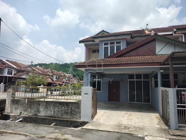 Double Storey Terrace Corner for Sales 1