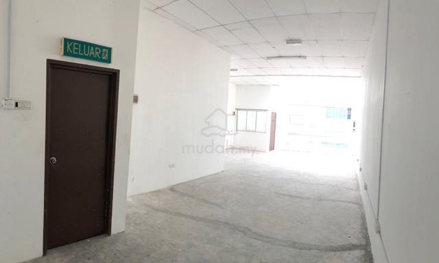 For Rent Shoplot in Tmn Mutiara Mas  1