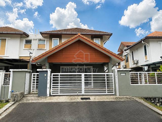 MURAH! Double Storey Semi D Anjung Suasana Bandar Seri Putra Bangi 1