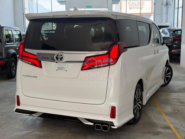 2023 Toyota ALPHARD 2.5 SC SROF 2PD 7STR 31K KM - 4