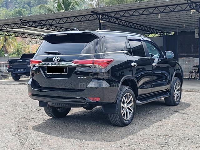 2020 Toyota FORTUNER VRZ 4X4 2.4L (A) - 5