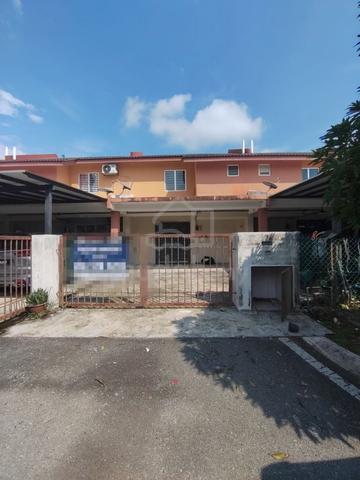 Double Storey Terrace Taman Salak Baiduri,Bandar Baru Salak Tinggi 1