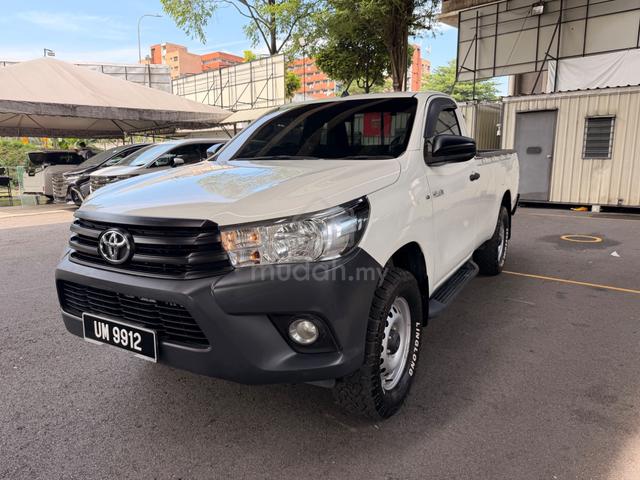 TOYOTA HILUX 2.4 Single Cab FULL Service RECORD - 3