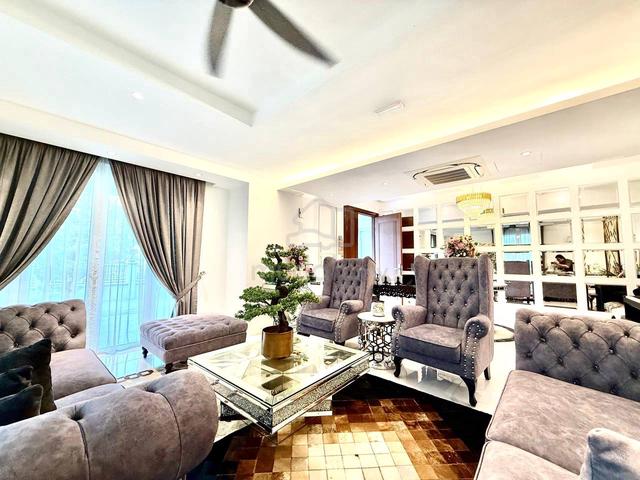 BIG LAND SIZE ‼️ 2 Storey Semi D House Taman Sri Ukay Ampang 1