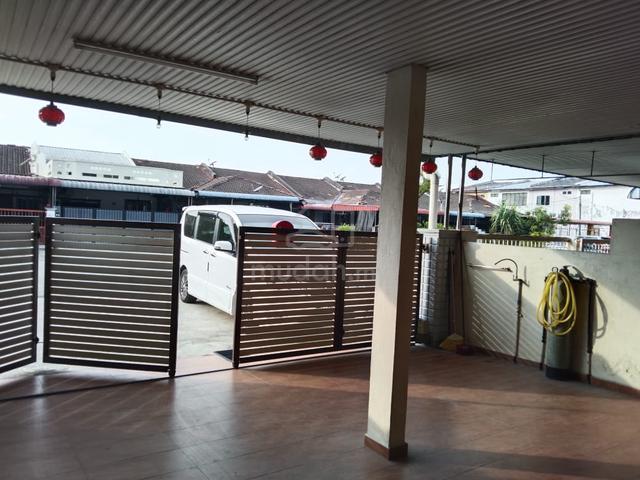 Full loan Taman Merak facing padang  single story simpang ampat 1
