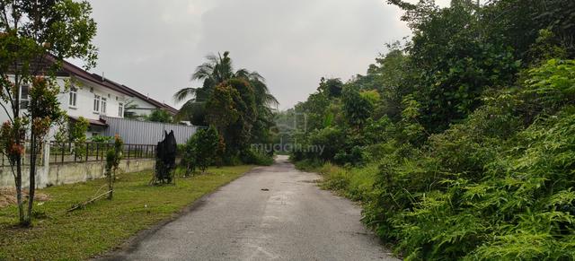 3.7 Acres Land taman Jenderam Damai Dengkil selangor 1