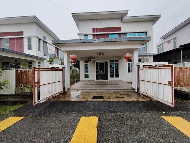 Cheapest one and half storey bungalow taman senawang perdana, senawang 1